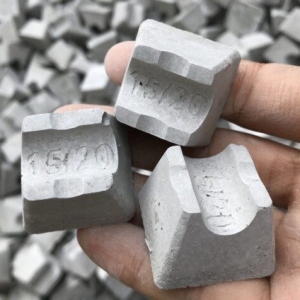 Sản xuất và cung cấp con kê bê tông uy tín quận 5