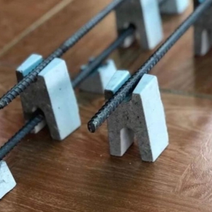 Hướng dẫn sử dụng con kê bê tông H6 cho sàn lớp trên